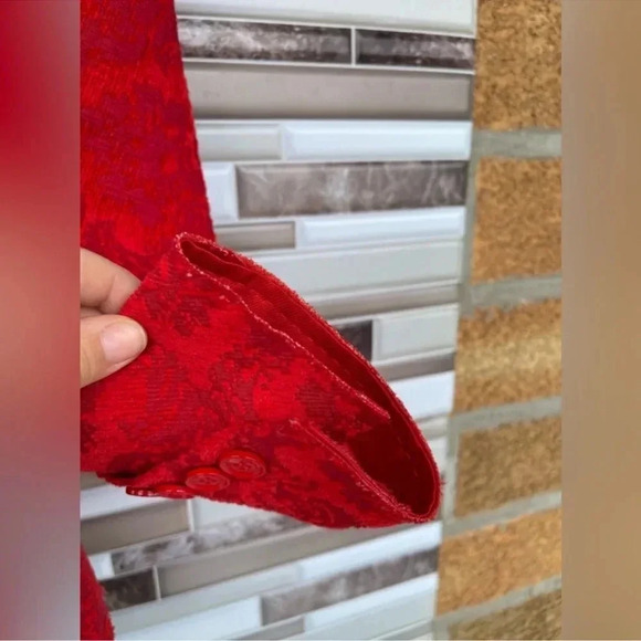 Givenchy Red Jacquard Double Breast Blazer
Size 6" - Picture 5 of 15